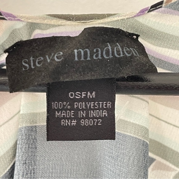 Steve Madden Striped Kimono with Subtle Floral Accents lightweight open flowy - Picture 5 of 6